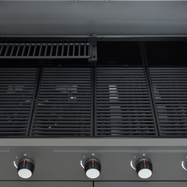 Mustang Sapphire 4+1 gasolgrill med 4 brännare och sidobrännare