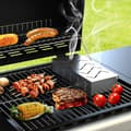 Miniatyrbild 3 av 5: Bomclap BBQ Rökbox i Silver – Rökchipsbehållare för Kolgrill | Rostfritt Stål
