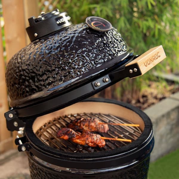 VONROC Kamado-Grill 13 Tum – Kompakt Keramisk Grill med Regnskydd och Stekplatta för Perfekt Grillning och Rökning