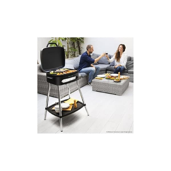 Cecotec 2000-W electric stand-up barbecue with wind stopper and aluminium slab.