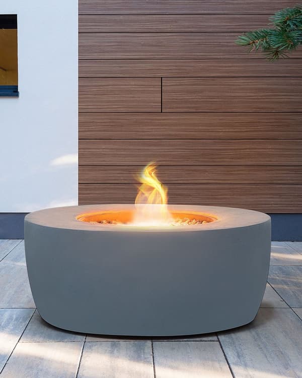 Ildsted Grå MgO og stål 92 x 92 x 38 cm Propan Terrassevarmer Rund Form Perfekte Have Aftener