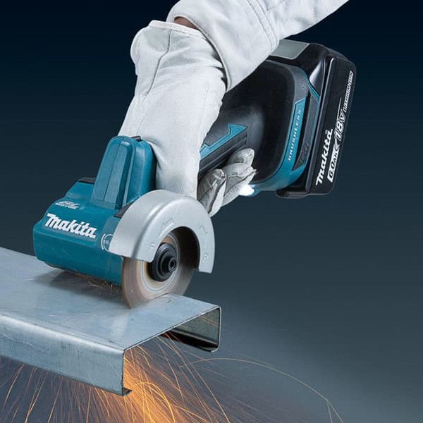 Borrmaskin - MAKITA - DMC300Z - 18V - Kompakt - Trådlös