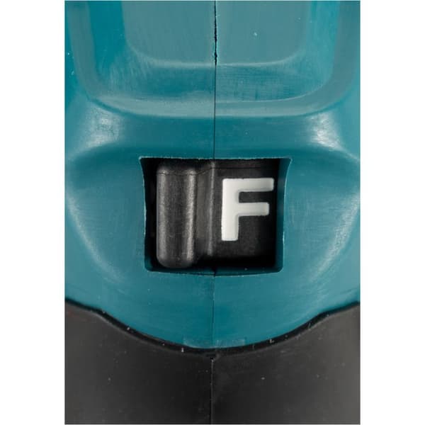 Borrmaskin - MAKITA - DMC300Z - 18V - Kompakt - Trådlös