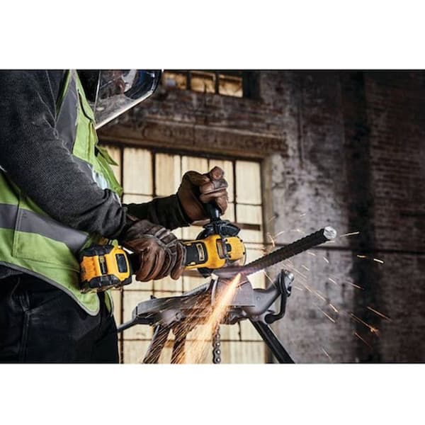 Vinkelslipmaskin med variabel hastighet 125 mm XR 18V ADVANTAGE DEWALT 6Ah Li-Ion borstlös glidswitch - DCG409VST1-QW