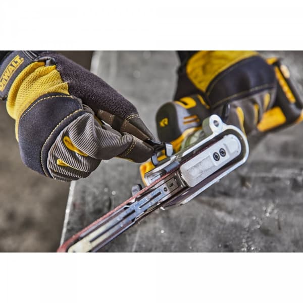 DeWALT DCM200N båndfil med 18V børsteløs motor