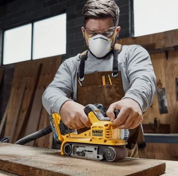 BÅNDSLIBEMASKINE 18V DCW220NT DEWALT
