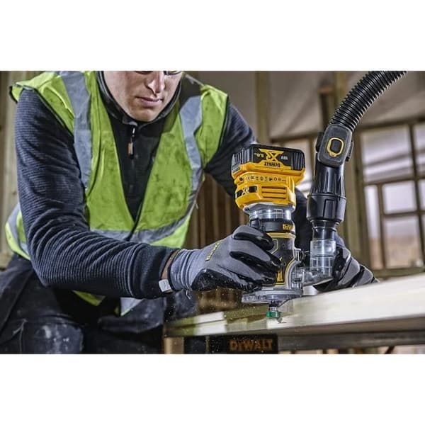 DeWALT DCW604N - 18V XR ROUTER ROUTER 8MM (1/4") BORSTLÖS