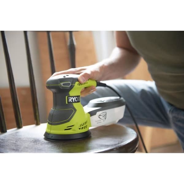Ryobi ROS300 300W 125mm sladdansluten excenterslip, levereras med 5 slippapper