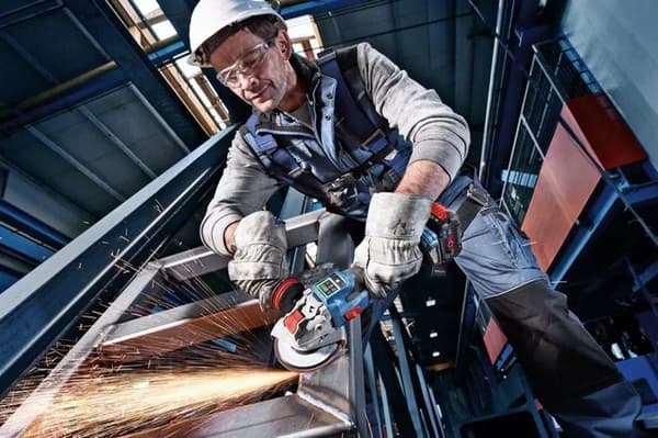 Bosch Professional GWX 18V-15 SC X-LOCK vinkelsliber + 2 x 8,0Ah batterier + GAL 18V-160 C oplader + L-Boxx - 06019H6501