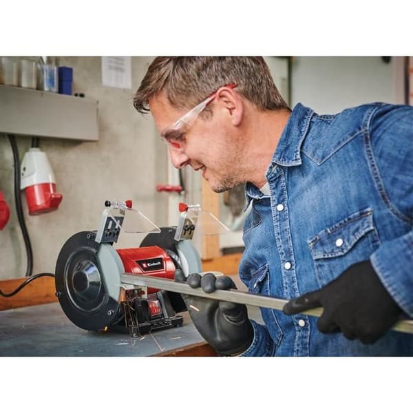 Einhell Bänkslip TC-BG 150 (effekt på 150 W, för små och stora reparationer) Levereras med två slipstenar