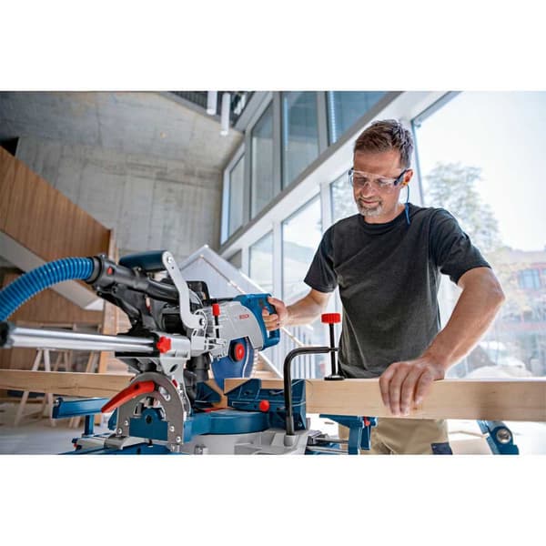 Bosch Professional Geringssåg Gcm 18v-216 Dc Silver