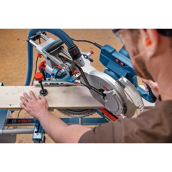 Bosch Professional Kartonboks Teleskopgeringssav Gcm 305-254 D + Søvfarvet