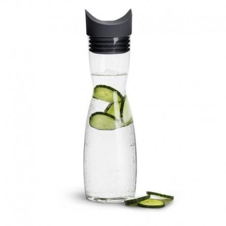 Karaff med fliplock 1 liter i glas och fliplock i silikon från Sagaform