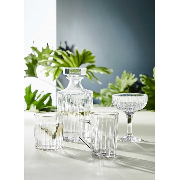 Relief Carafe, 70cl - Aida