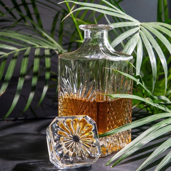 Noble whiskeykaraff Karaff för rom, vodka, scotch och mycket mer