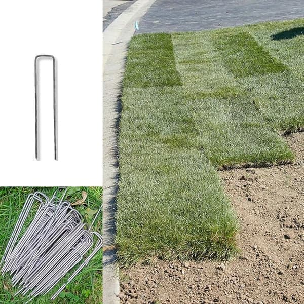 40 galvanoitua kiinnikettä, 150 cm pitkä ja 40 cm leveä, 2,5 mm paksu teräslanka