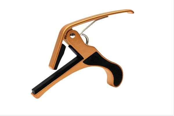 INF Guitar Capo til Akustiske og Klassiske Guitarer Guld