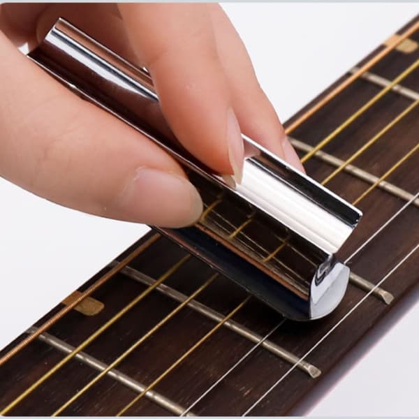 INF 10 stk gitar slide sett - metall slides og fingerplekter