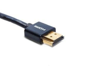Maclean MCTV-723 - HDMI-kabel med Ethernet - 19 pin micro HDMI Type D hann til HDMI hann - 3 m - dobbeltisolert - 4K-støtte