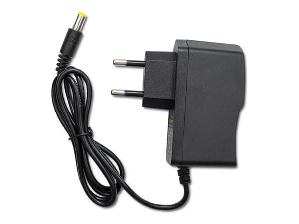 Qoltec - Video/audiosplitter - aktiv, hög stabilitet - 4 x HDMI - skrivbordsmodell - DC