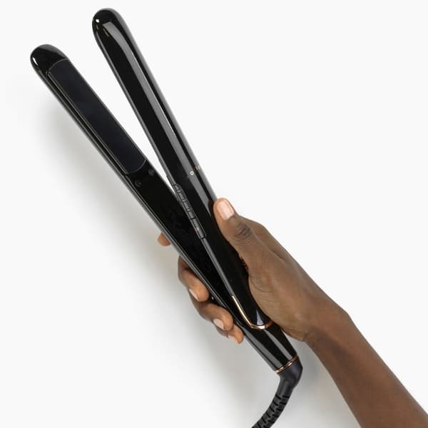 Babyliss Smooth Finish 230 plattång med titanbelagda keramiska plattor