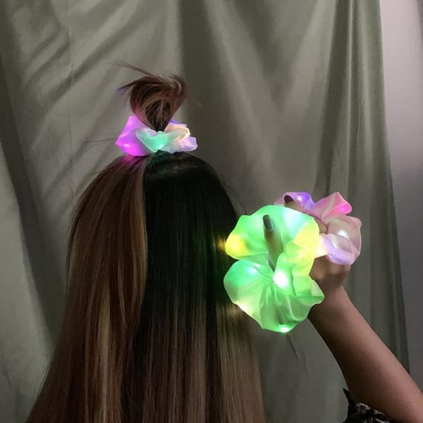 LED HÅRBAND GLOW PARTY BEAUTIFUL Vit