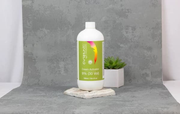Organic Colour Systems® Aktiverande Kräm 9% (30 Vol) 900 ml