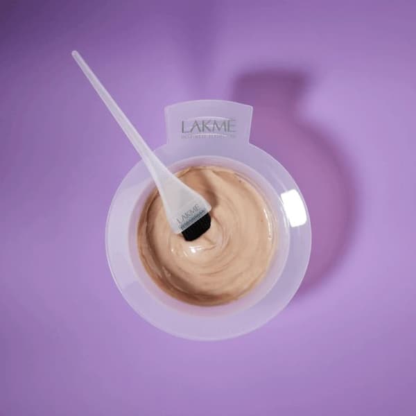 Lakme Collage 8/40 Permanent Color 60ml