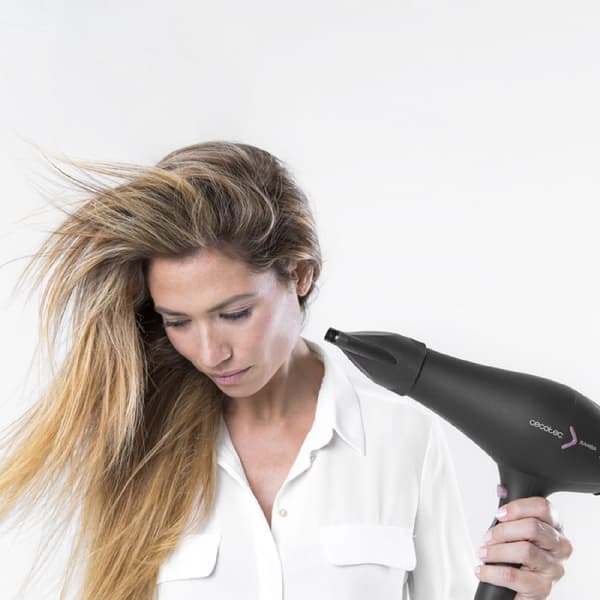 Cecotec AC hair dryer, 2600 W, with ionising function and great flow rate.
