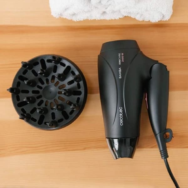 Cecotec Bamba IoniCare 5450 Power&Go Pro Fire Compact Ionic Hårtork - 2400W - Jonteknologi