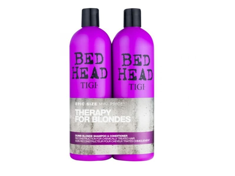 Tigi TIGI_SET Bed Head Dumb Blonde Shampoo shampoo for blonde hair 750ml + Dumb Blonde Conditioner conditioner for blonde hair 750ml