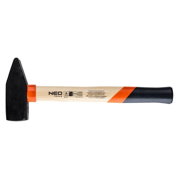 2000 g snickarhammare, askhandtag
