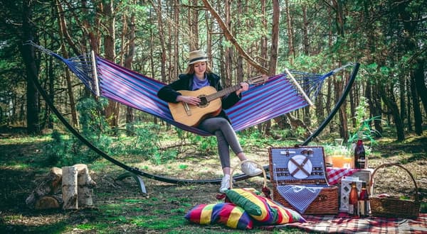Viking Choice Kannettava riippumatelakehys 220x150cm riippumatolla - Kestävä, säänkestävä, helppo asennus retkeilijöille & seikkailijoille