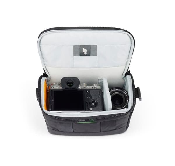 Lowepro kameraveske Adventura SH 140 III, sort