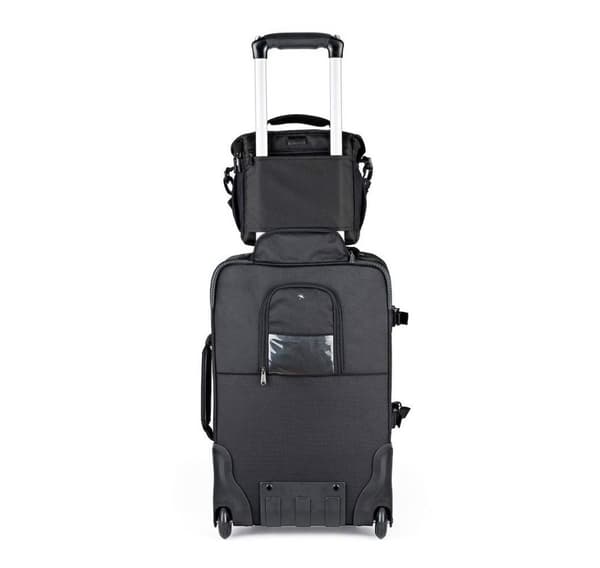 Lowepro kameralaukku Nova 170 AW II, musta