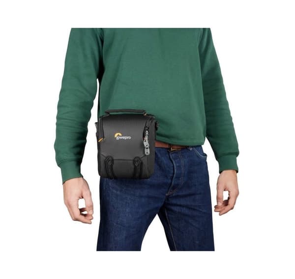 Lowepro amera bag Adventura SH 120 III, sort