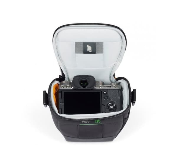 Lowepro kameralaukku Adventura TLZ 20 III, musta
