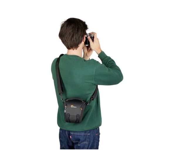 Lowepro kameralaukku Adventura TLZ 20 III, musta