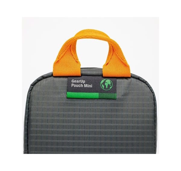 Lowepro GearUp Pouch Mini, tummanharmaa