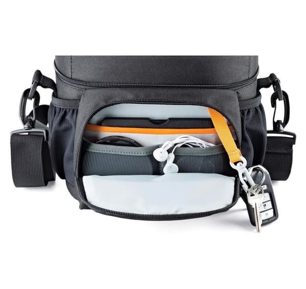 Lowepro kameraväska Nova 160 AW II, svart