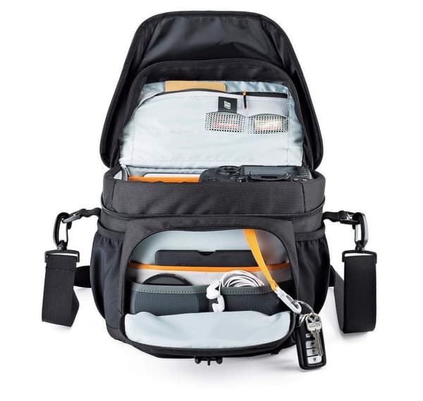 Lowepro kameraveske Nova 180 AW II, svart