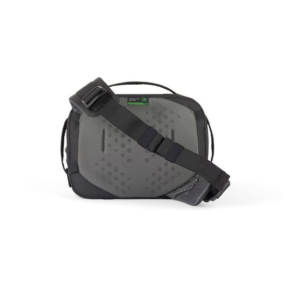 Lowepro kameralaukku Trekker Lite SLX 120, musta