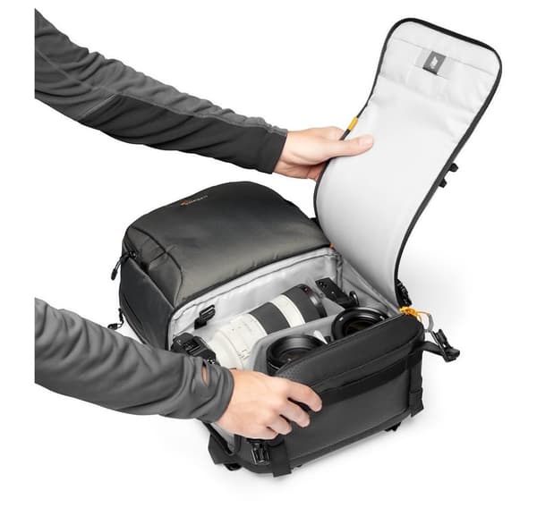 Lowepro ryggsekk Fastpack BP 250 AW III, grå