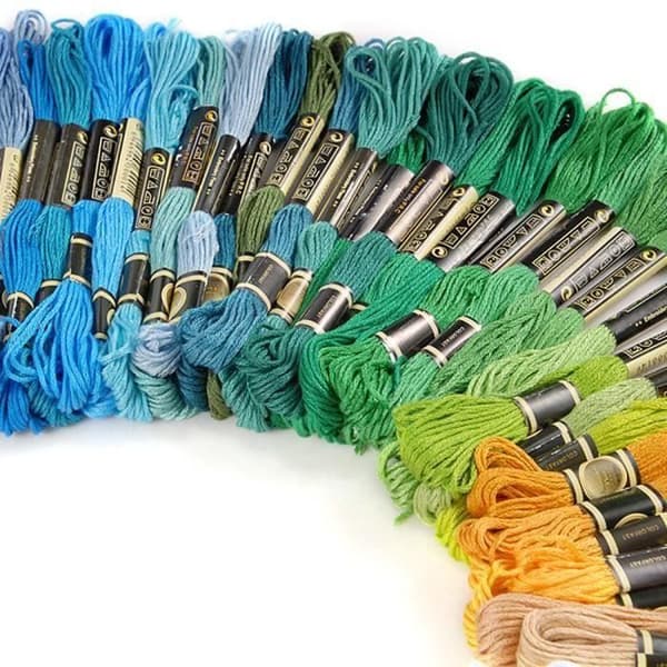 LR 100 trådnystan 8m för korsstygnsbroderi brasilianskt armband - LRPRM824A6425