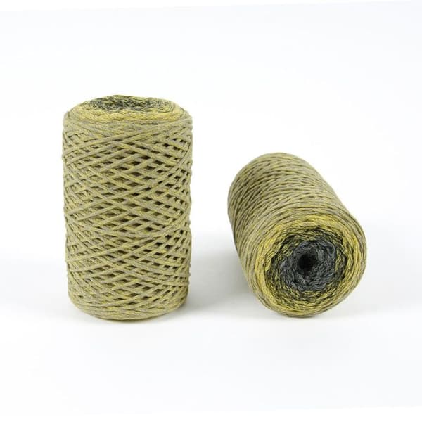 Eco Vita Multico Återvunnen bomullstråd 4mm 250g Kol. 108 grågul