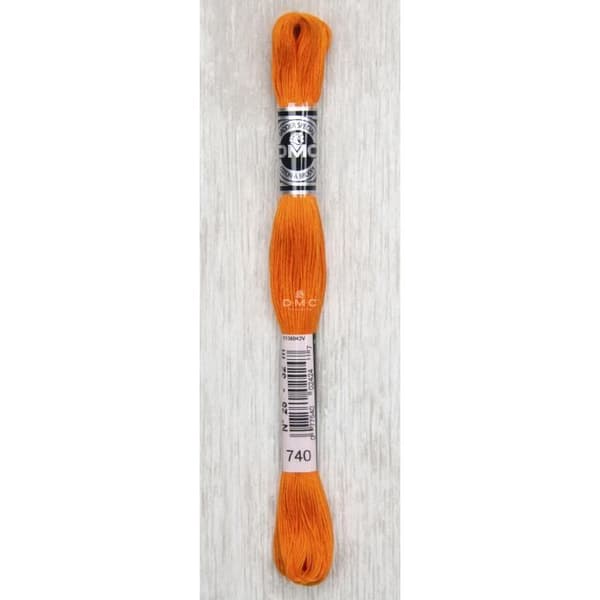 Broderi special DMC 107 storlek 25, skala 32m Färg. 740
