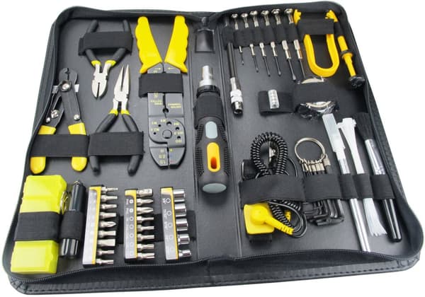 Tool kit  cpus and accessories  58 parts black / yellow.