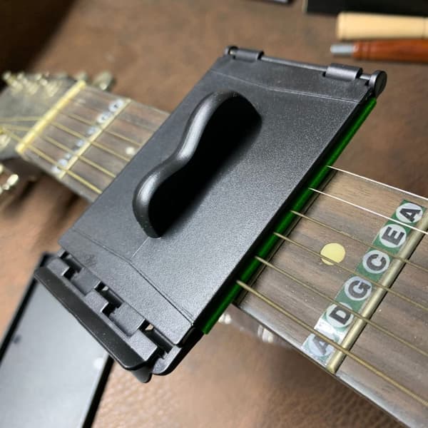 Fast Guitar Strings Cleaner Fret Eraser med lokk for gitar
