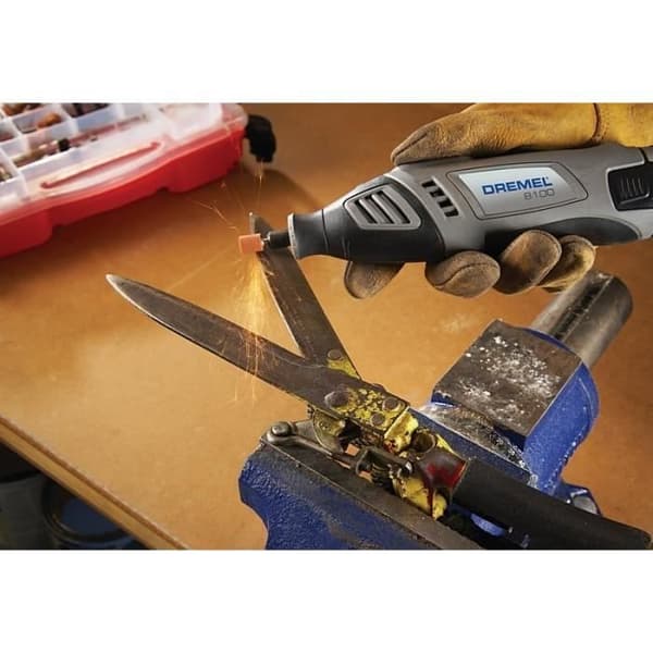 DREMEL SC724 EZ SpeedClic Box - 150 tillbehör för roterande multiverktyg
