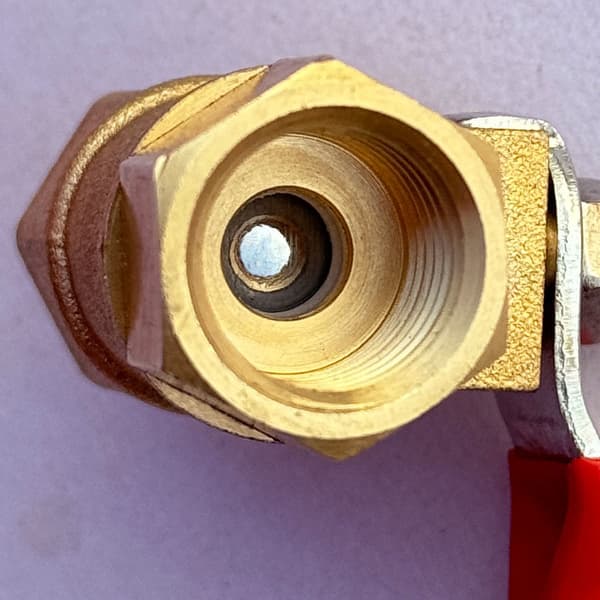 INF Mini messingkuglehane 1/4 NPT han- og hungevind guld